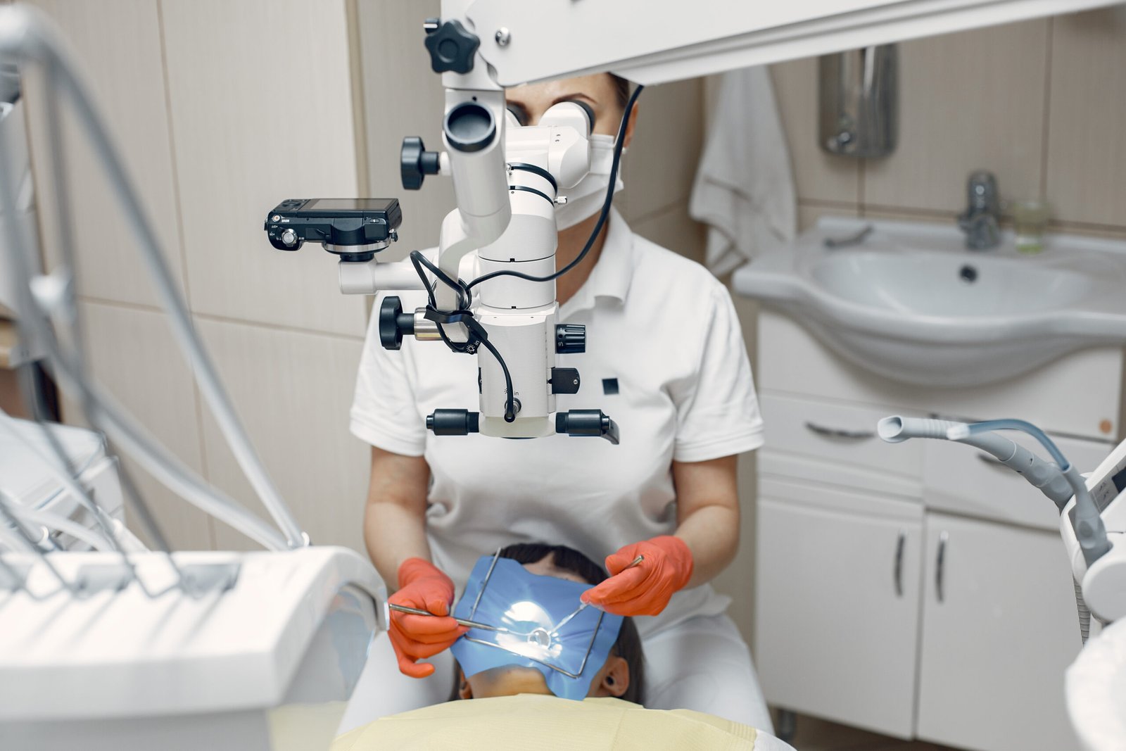 Lęšiuko keitimo operacija (Lens Replacement Surgery) „Cayra Clinic“ Turkijoje